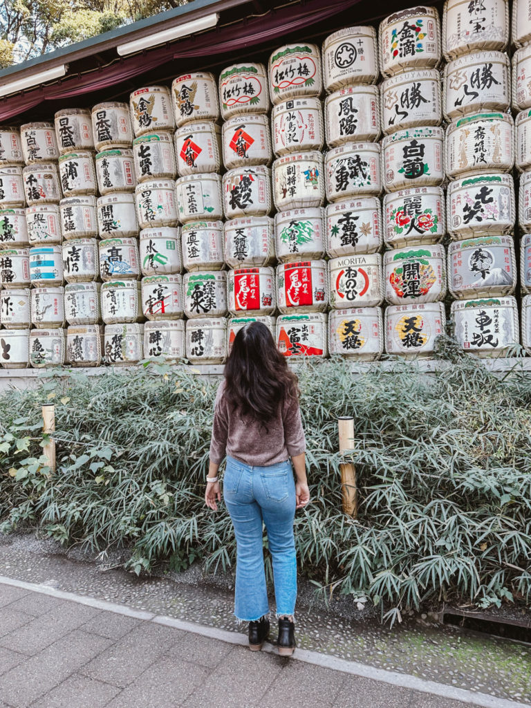 Heading to Japan? Click through to read 23 of my essential travel tips for Japan. Trust me, these are really important things to know before traveling to Japan and will make your trip that much better!